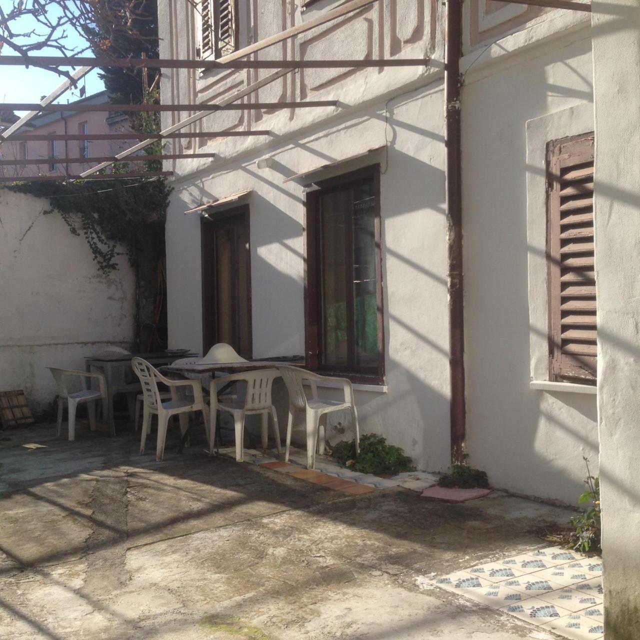 G.Verga 22 Trieste Exterior photo